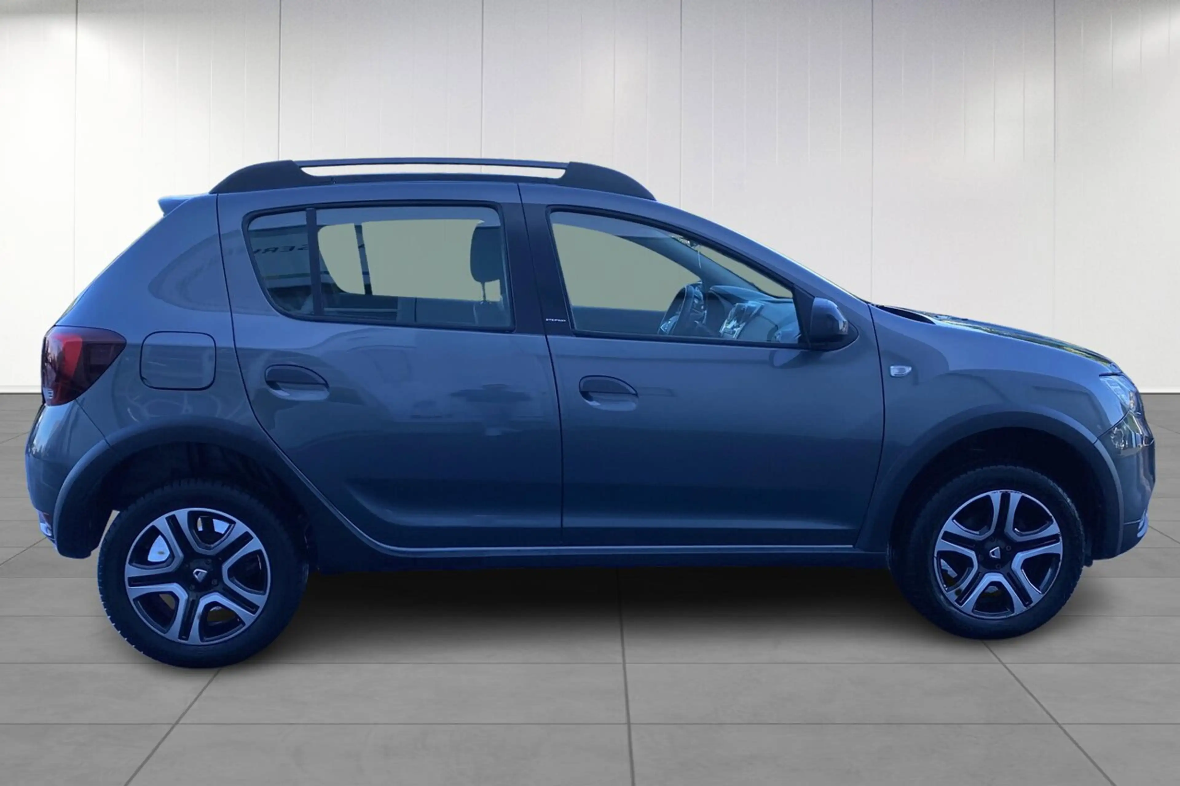 Dacia Sandero Urban Explorer TCe 90 PDC achter, GPS, Camera — photo 6