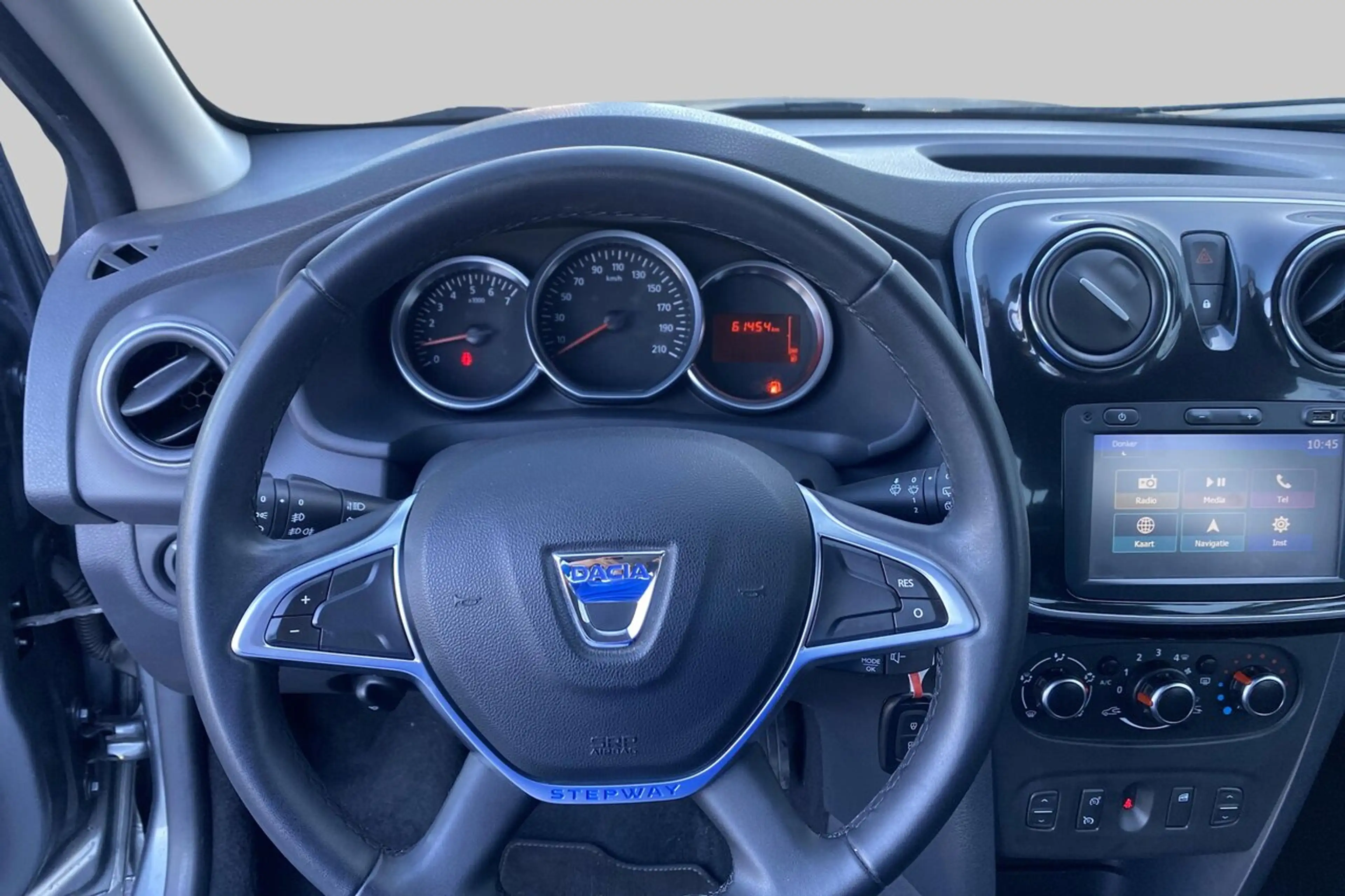 Dacia Sandero Urban Explorer TCe 90 PDC achter, GPS, Camera — photo 14