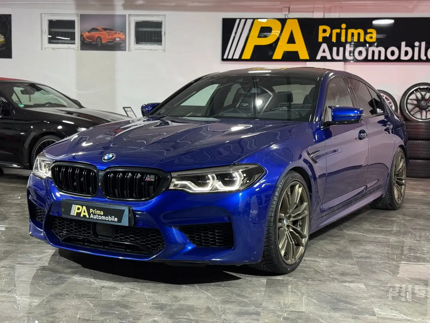 BMW M5 xDrive INDIVIDUAL CARBON HUD B&W LASER KEYLES Blau - 1