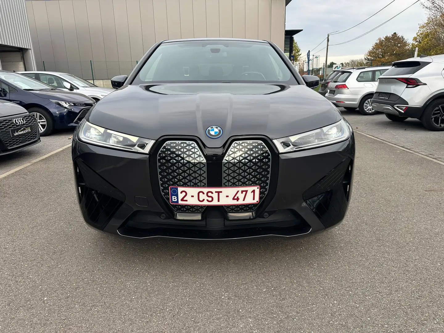 BMW iX xDrive40, PANO/CARPLAY/CAMERA 360/LEDER/HARMAN Zwart - 2