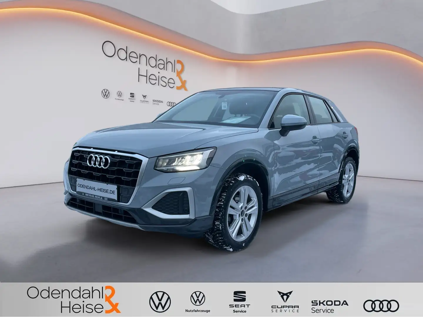 Audi Q2 advanced 35 TFSI S tronic PANO / RFK / NAVI / S Grau - 1