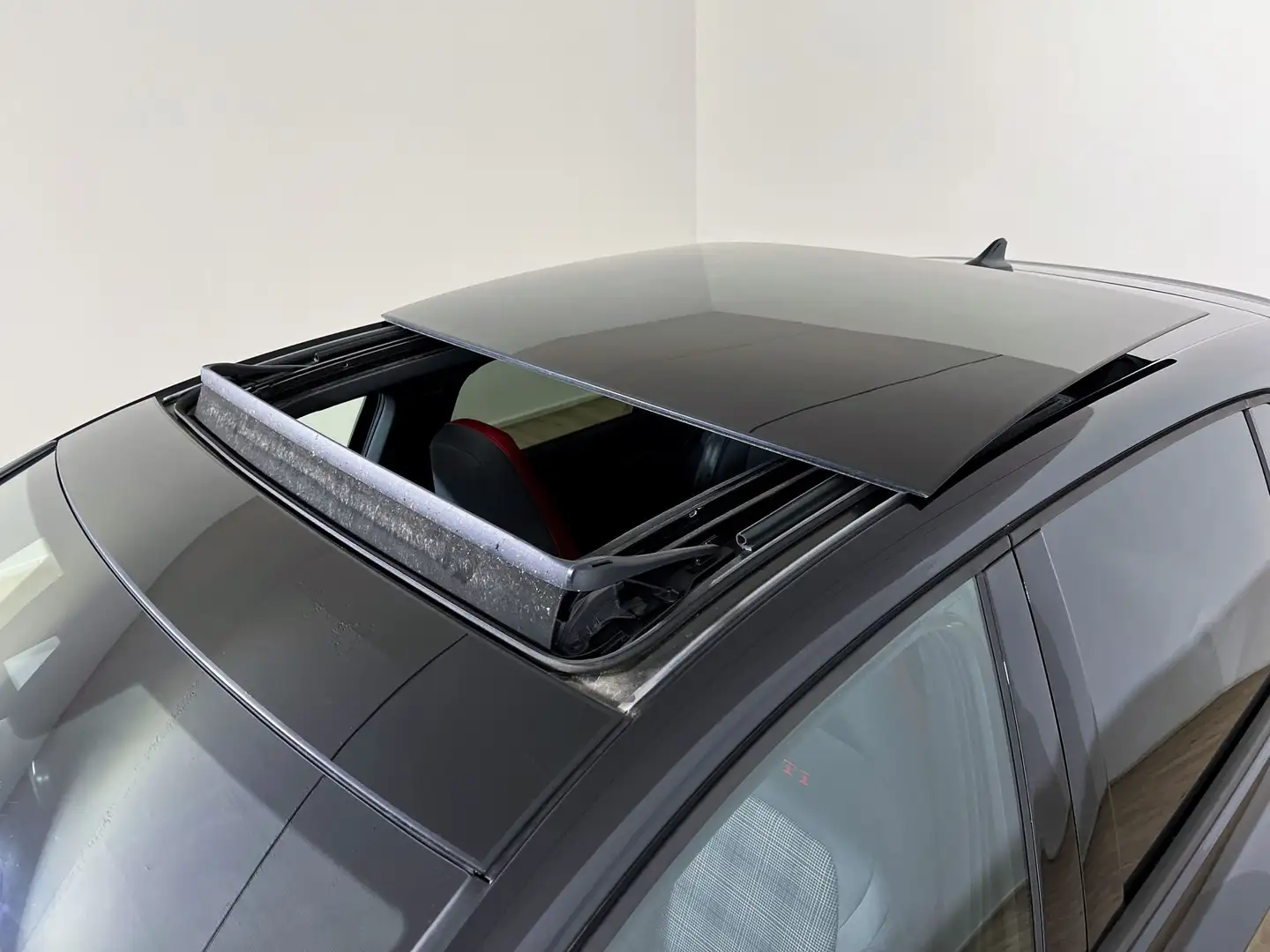 Volkswagen Golf GTI Golf 2.0 TSI GTI Zwart - 2