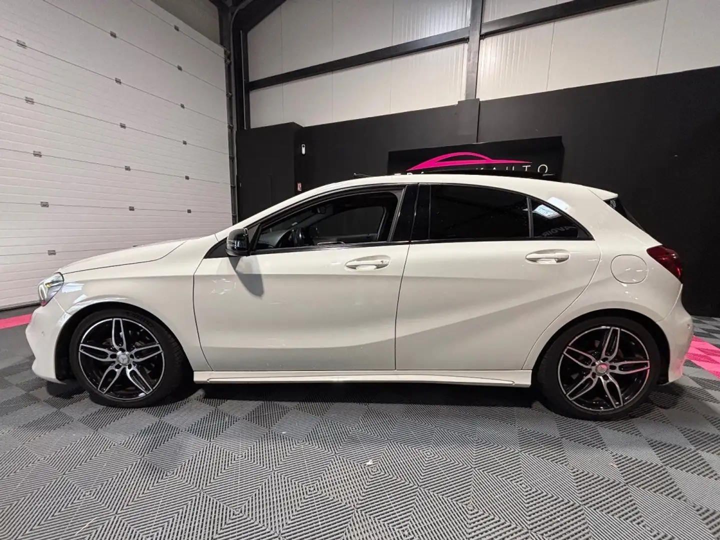Mercedes-Benz A 180 180 Fascination Blanc - 2