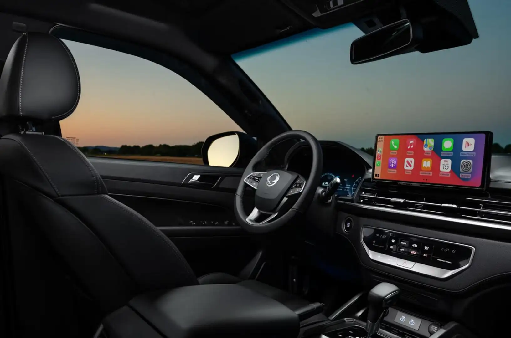 KGM Musso Grand Lux e-XDi 202 Aut AWD LED Nav Leder 148 k... Šedá - 1