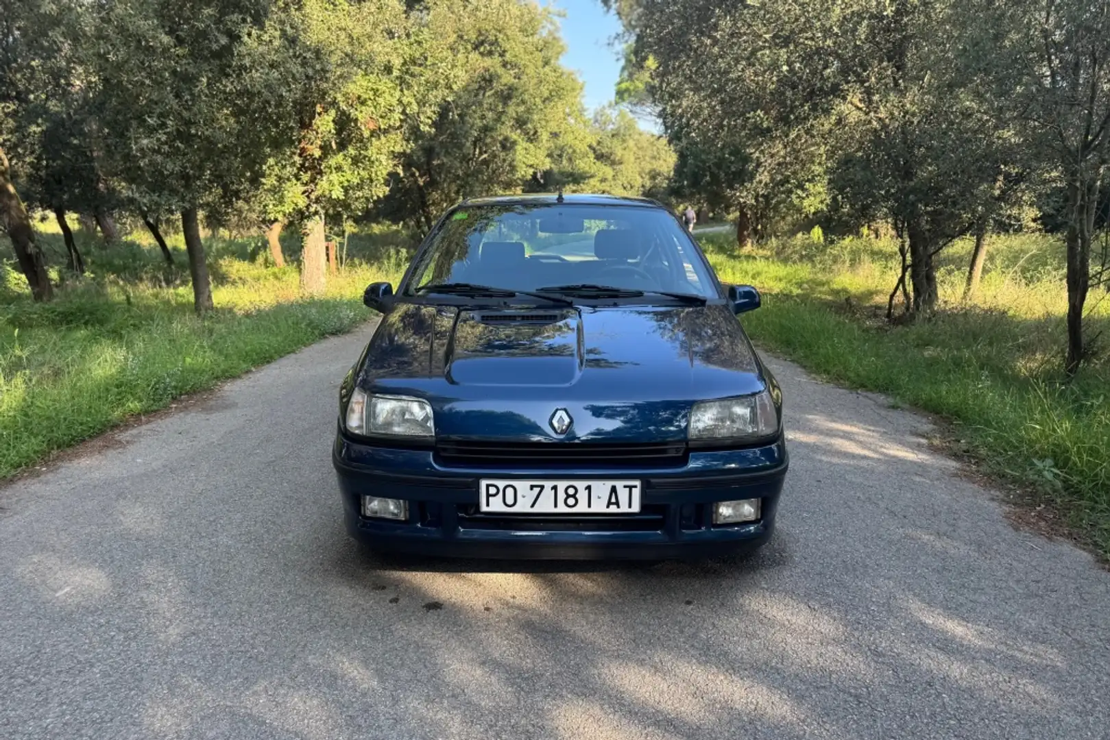 Renault Clio 1.8 16v Azul - 1