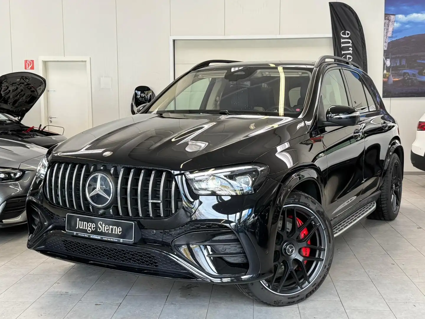 Mercedes-Benz GLE 53 AMG GLE 53 4M+ 7-SEATS+DISTR+STDHZ+PANO+AHK+MBEAM Schwarz - 1
