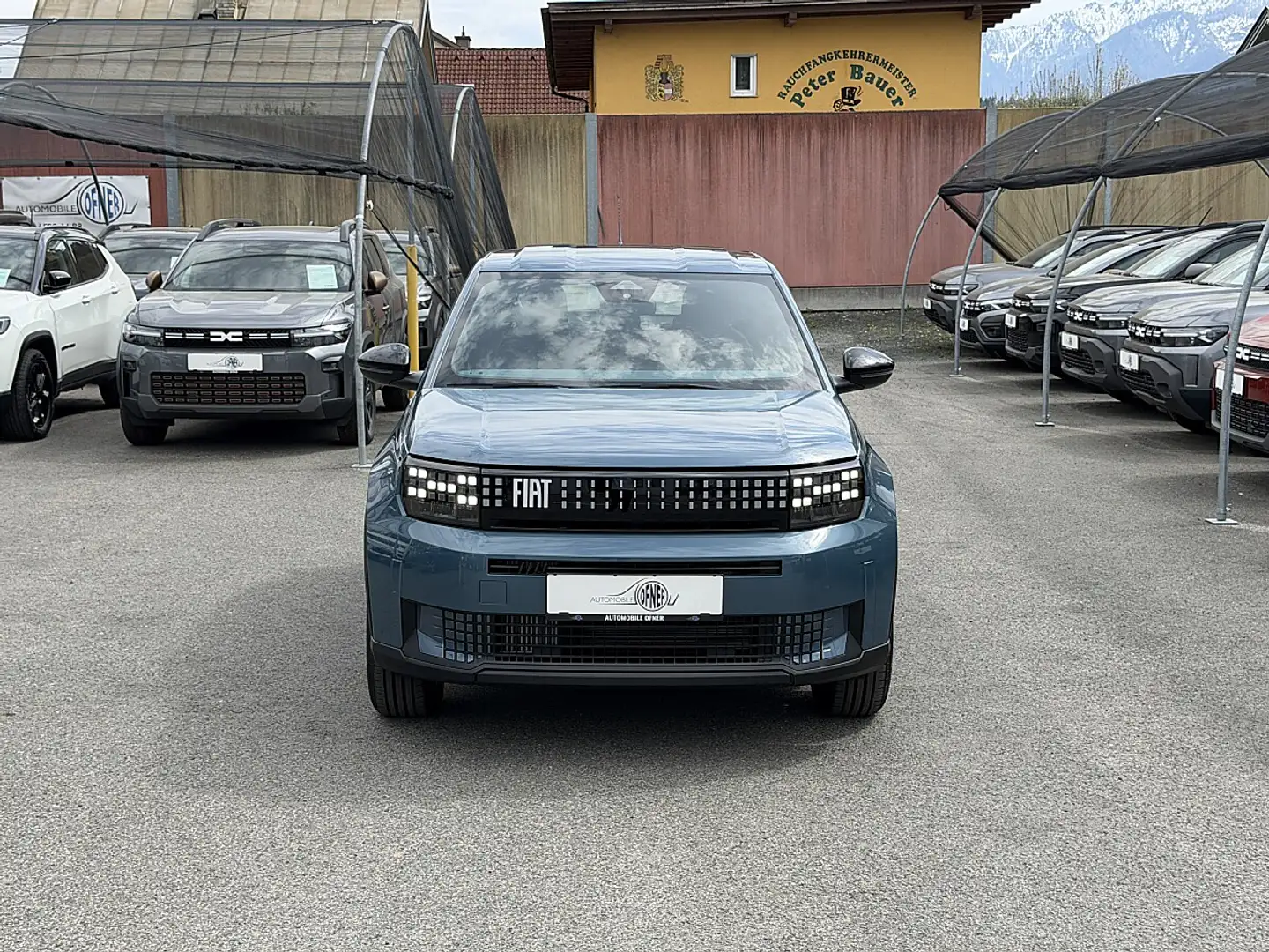 Fiat Grande Panda Hybrid mHEV 110 eDCT Automatik ''Style Edition'... Blau - 2