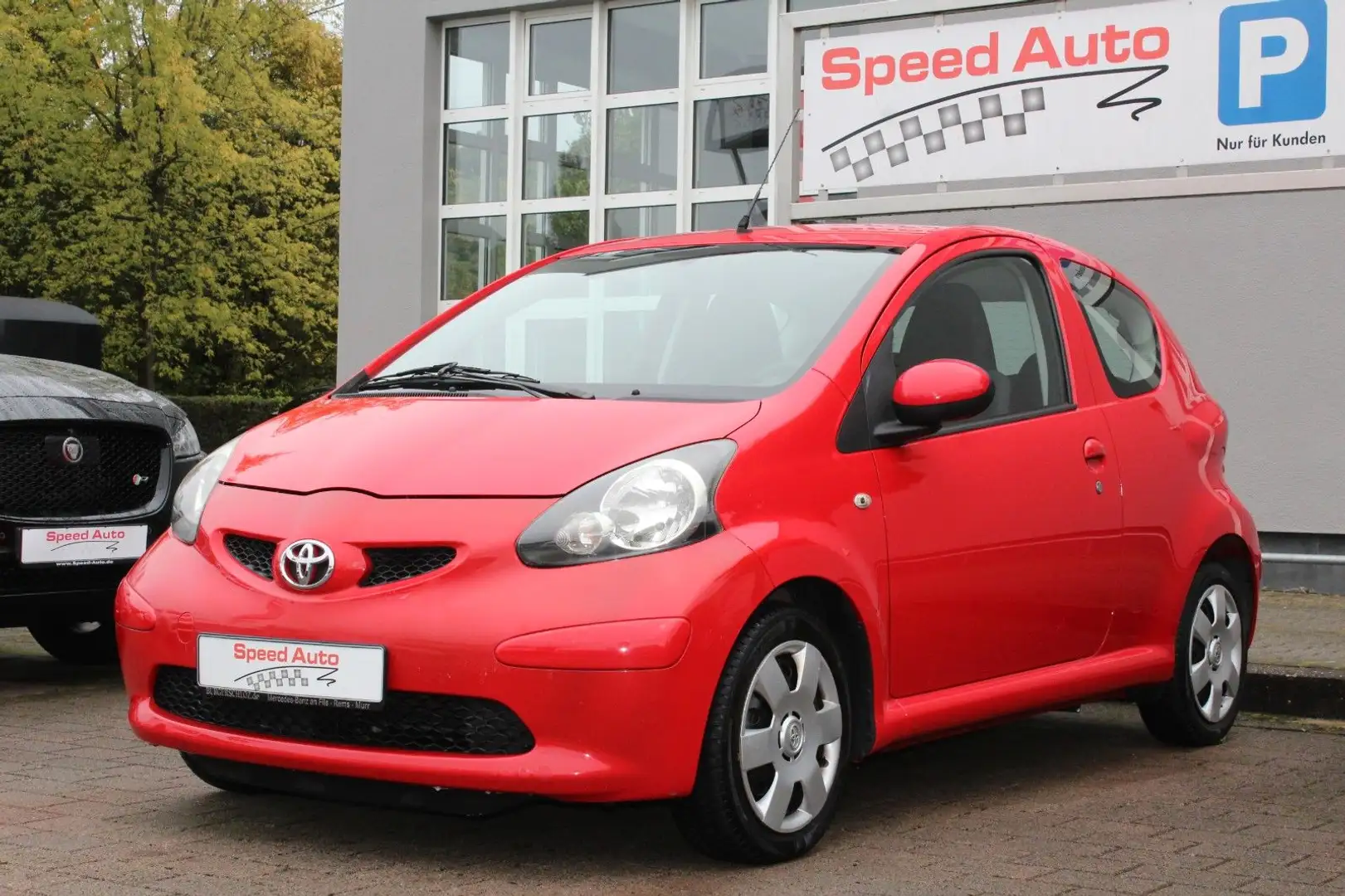 Toyota Aygo 1.0 AYGO Cool KLIMA/SERVO/TÜV NEU/GARANTIE Rot - 1
