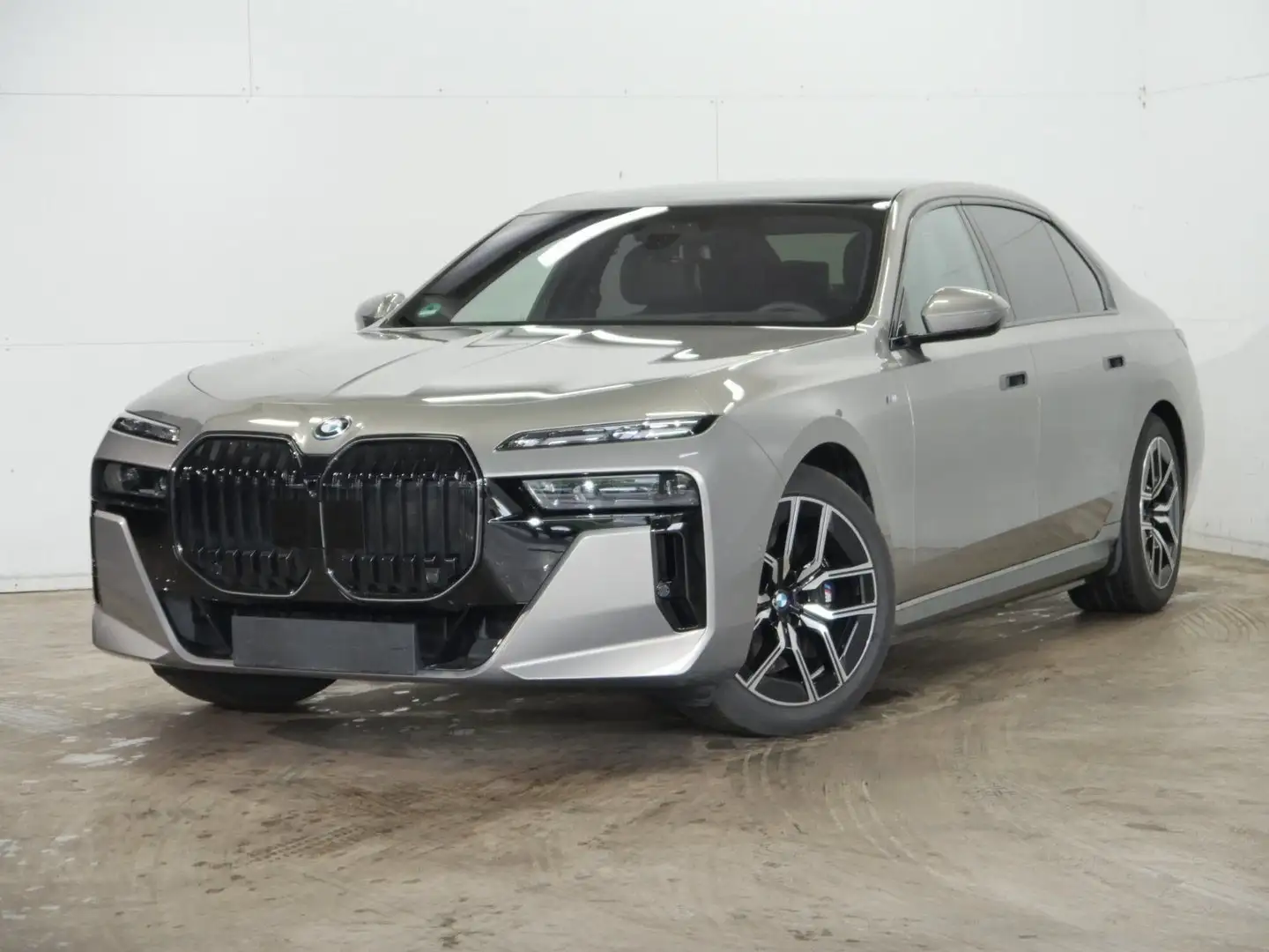 BMW i7 eDrive50 B&W Surround, Executive Lounge Paket Grau - 1