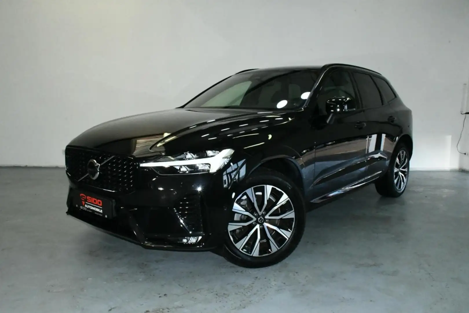 Volvo XC60 B4 D AWD Plus Dark ACC*H&K*360CAM*NAV*BLIS* Klima Schwarz - 1