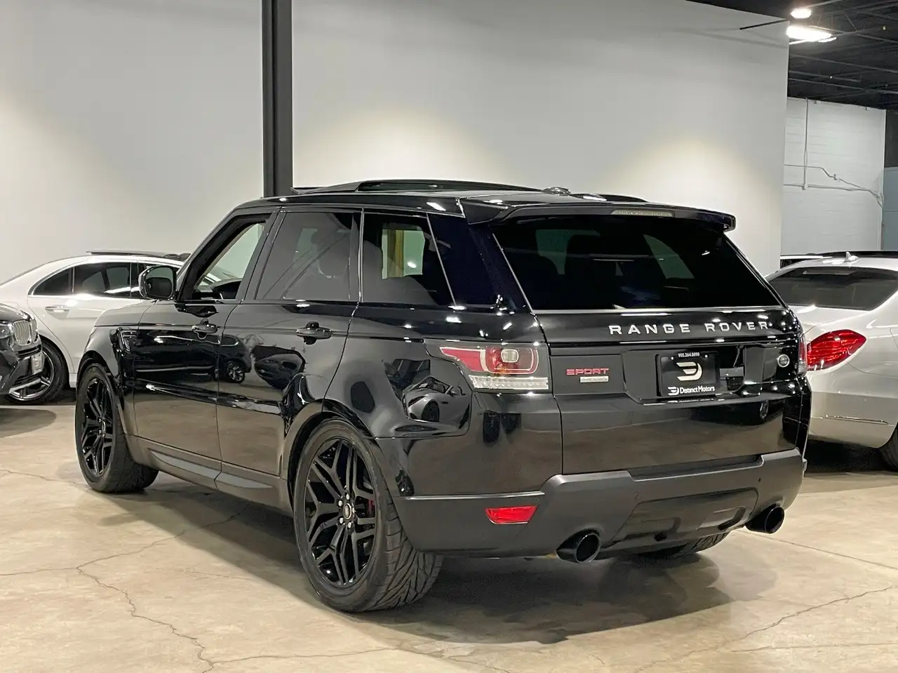 Land Rover Range Rover Sport снимка Land Rover Range Rover Sport