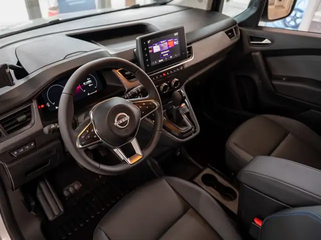 Nissan Townstar view 13
