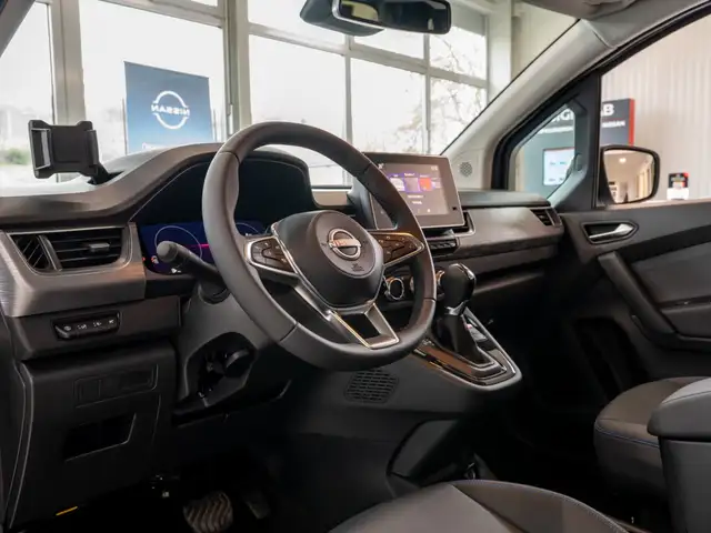 Nissan Townstar view 12