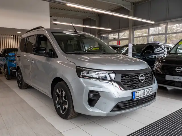 Nissan Townstar view 8