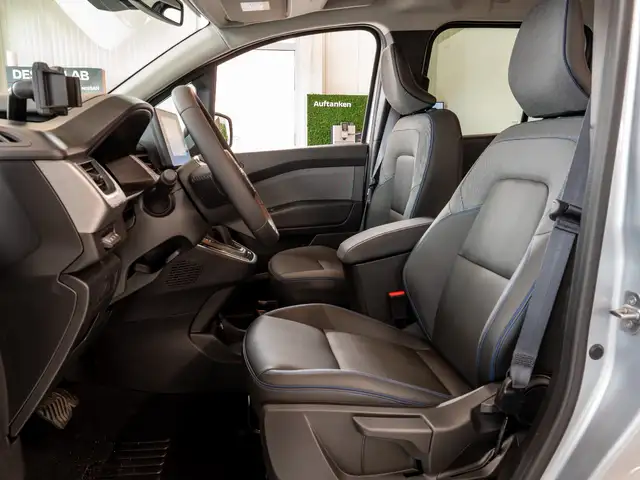 Nissan Townstar view 14