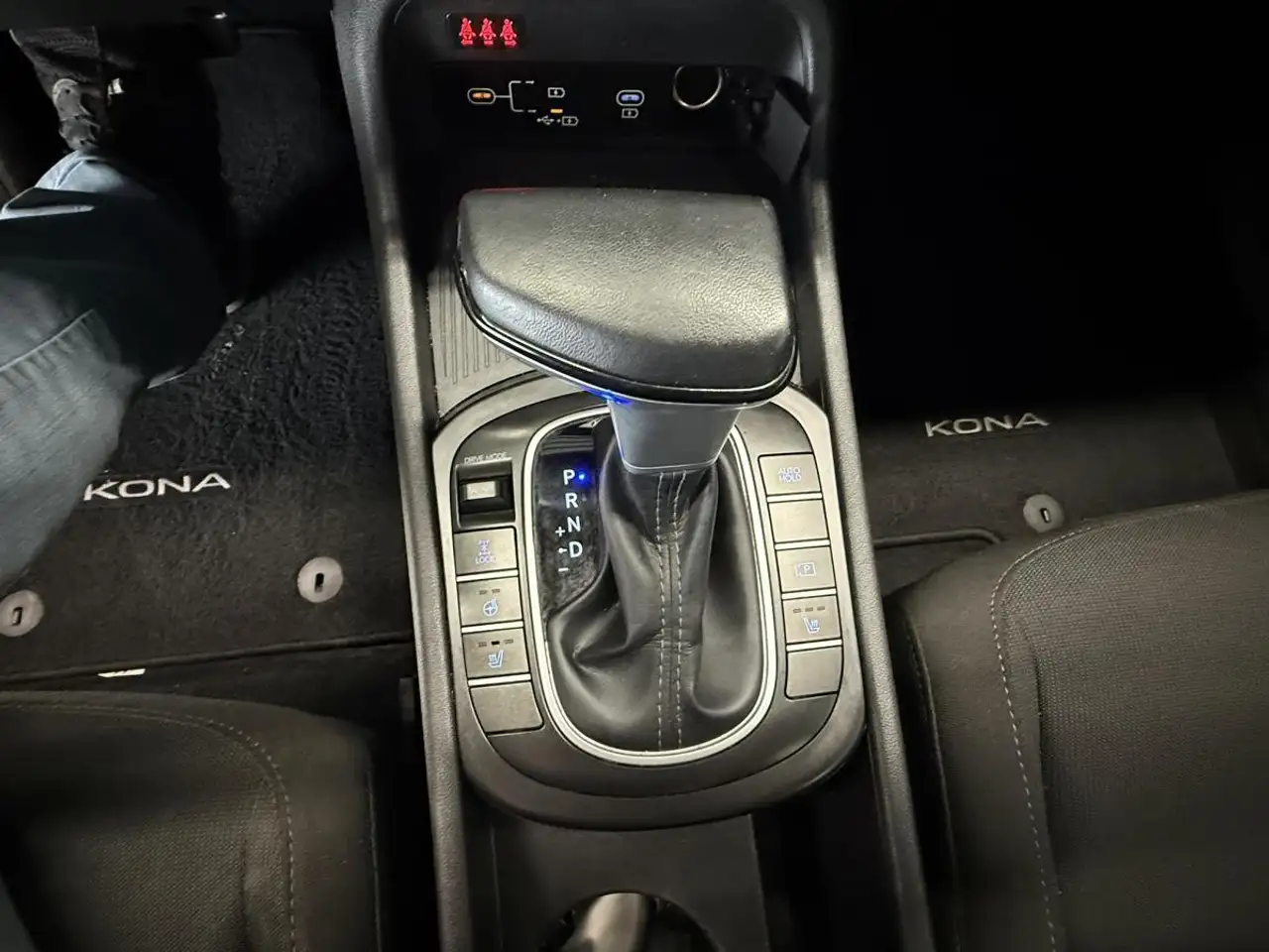 Hyundai KONA photo Hyundai KONA