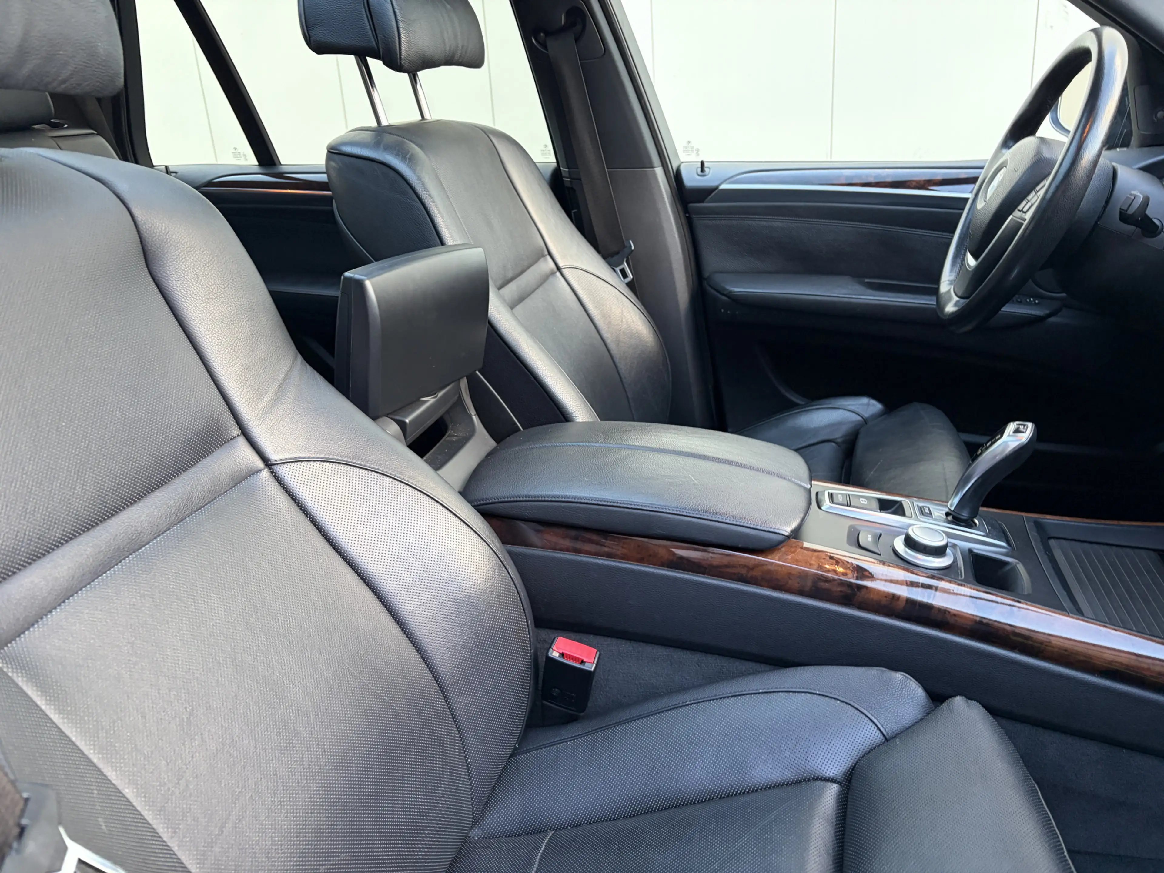 BMW X5 xDrive48i High Executive / AUTOMAAT / PANORAMADAK — photo 26