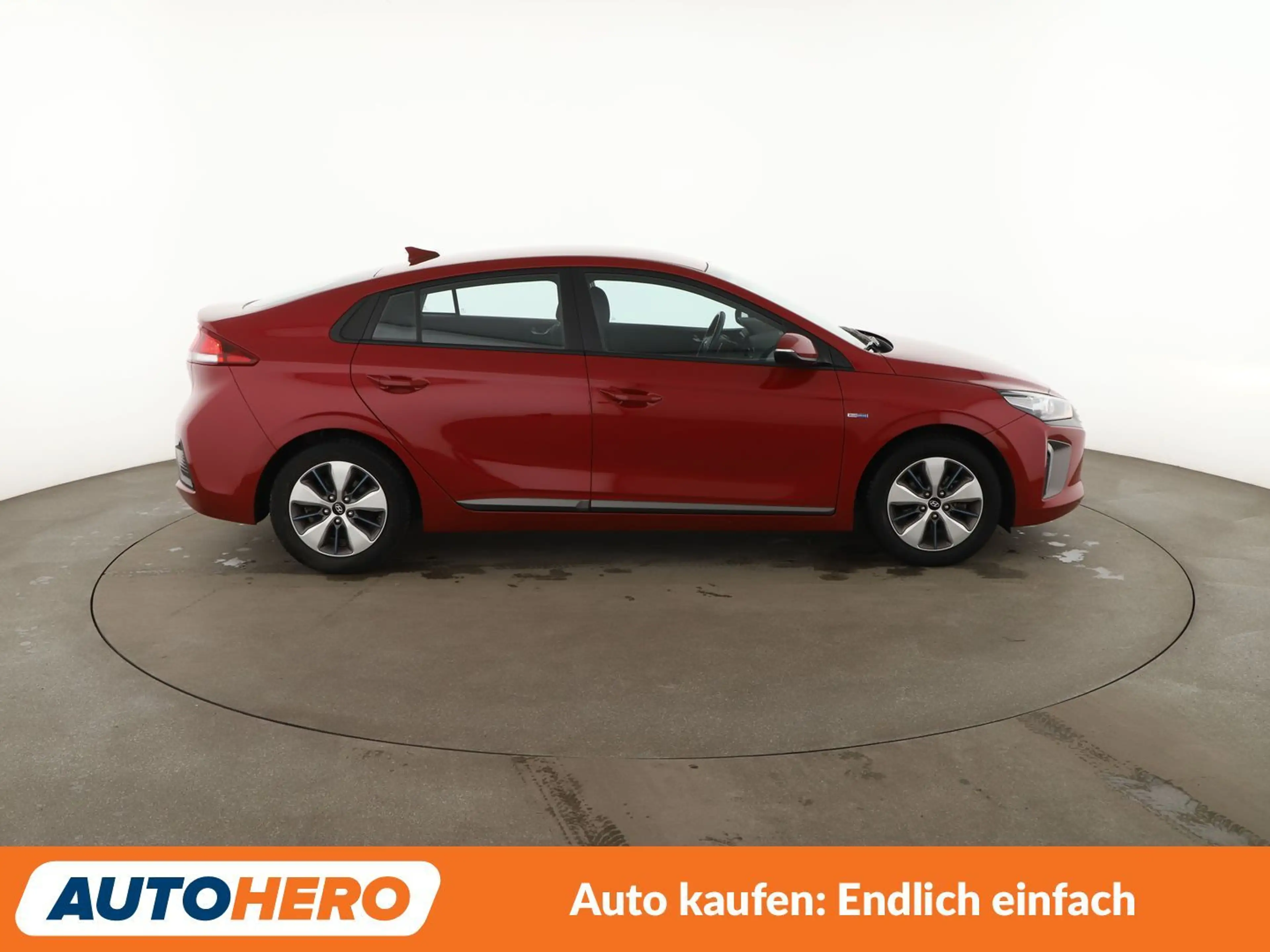 Hyundai IONIQ 1.6 Plug-in Hybrid Trend Aut.*SPUR*ACC*PDC*KLIMA* — photo 7