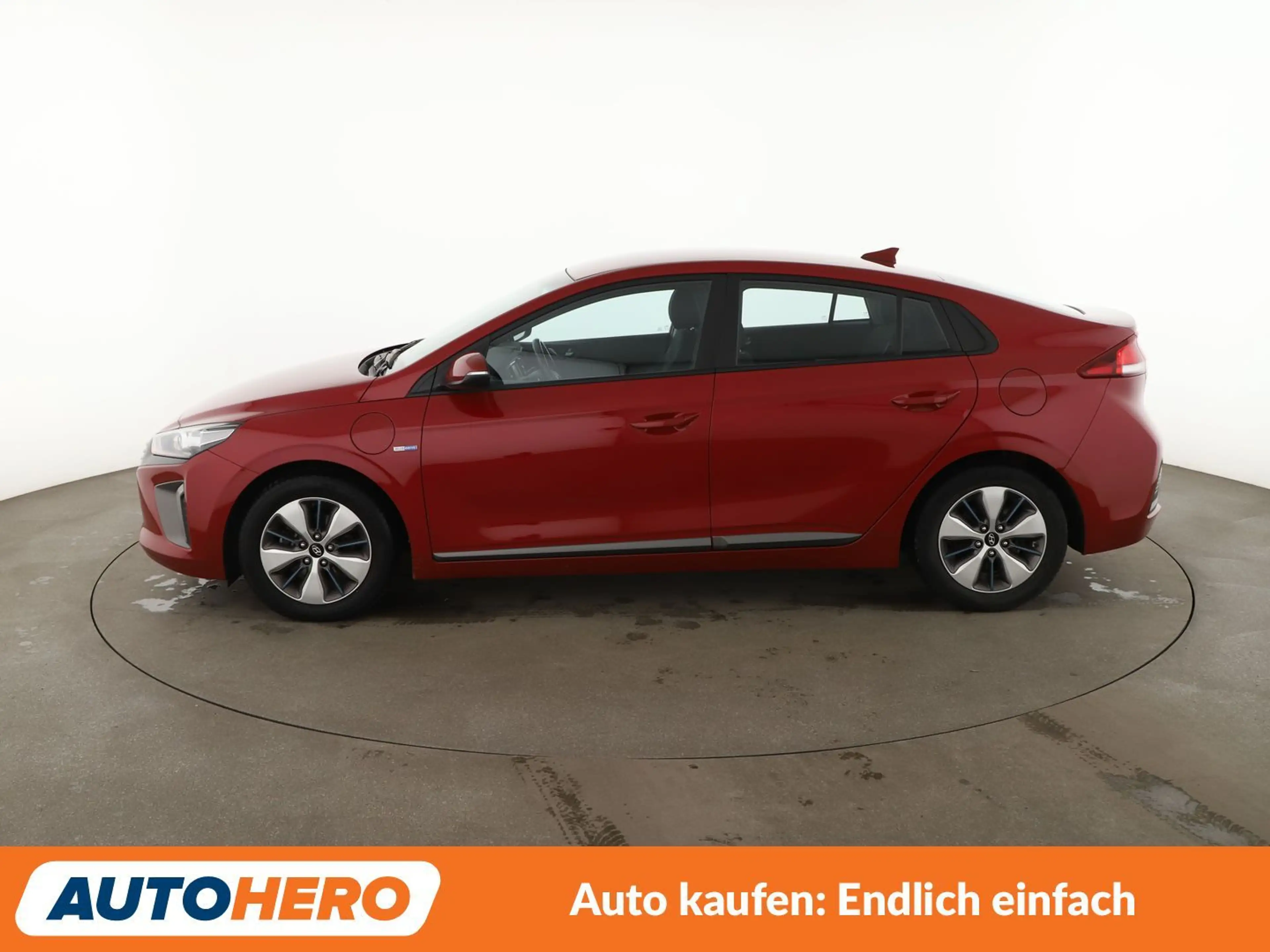 Hyundai IONIQ 1.6 Plug-in Hybrid Trend Aut.*SPUR*ACC*PDC*KLIMA* — photo 3