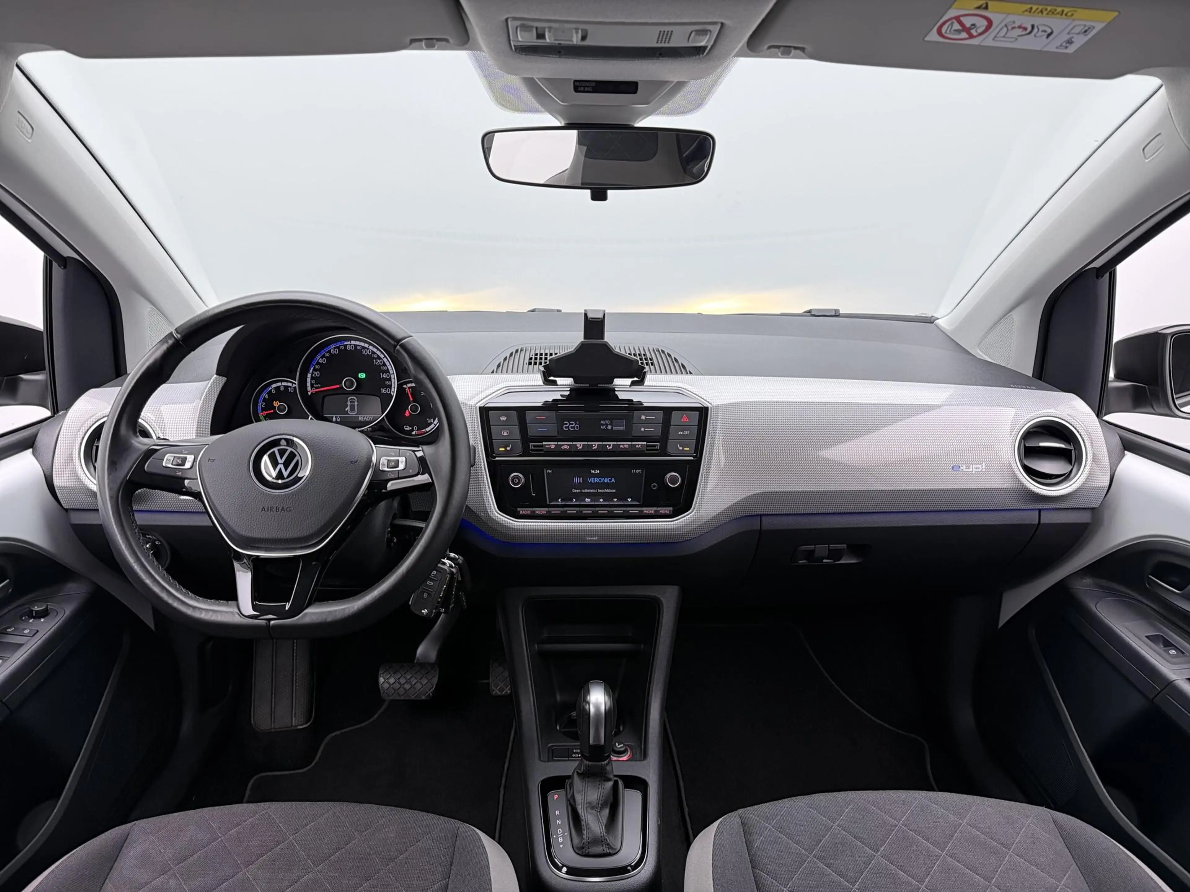 Volkswagen e-up! e-Up Style | Stoelverwarming | Camera | Cruise | C — photo 13