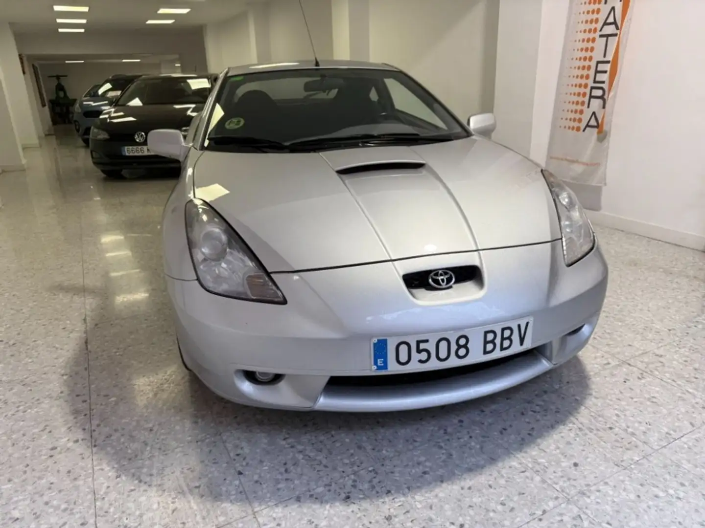 Toyota Celica Plateado - 2