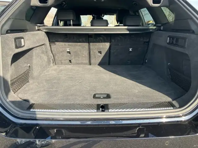BMW 530 e xDrive Touring G61 XB1 Ansicht 10