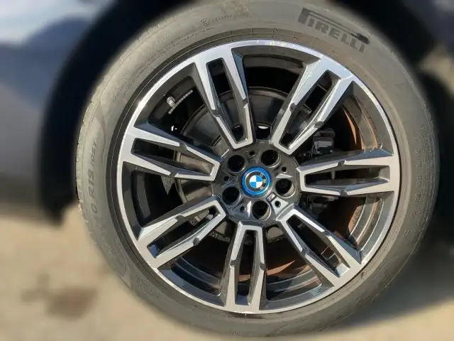 BMW 530 e xDrive Touring G61 XB1 Ansicht 5