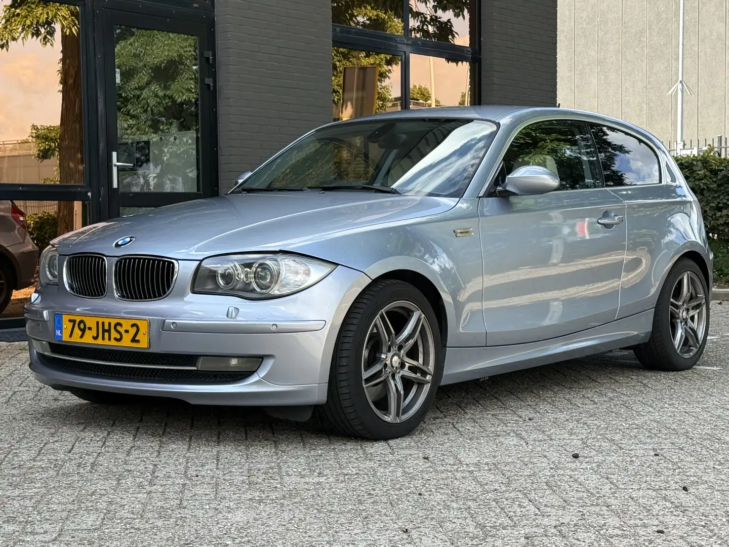 BMW 130 130i High Executive 265pk NAP Nieuwe Motor Blau - 1