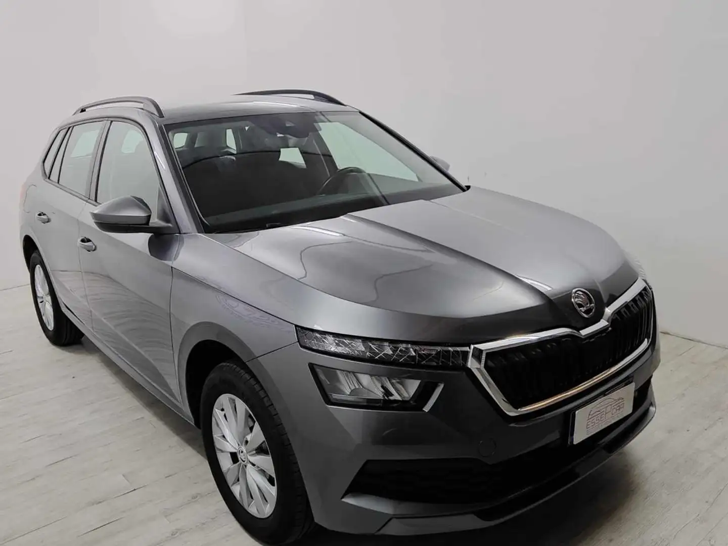 Skoda Kamiq 1.0 25.000km TSI 110 CV Style Grigio - 2
