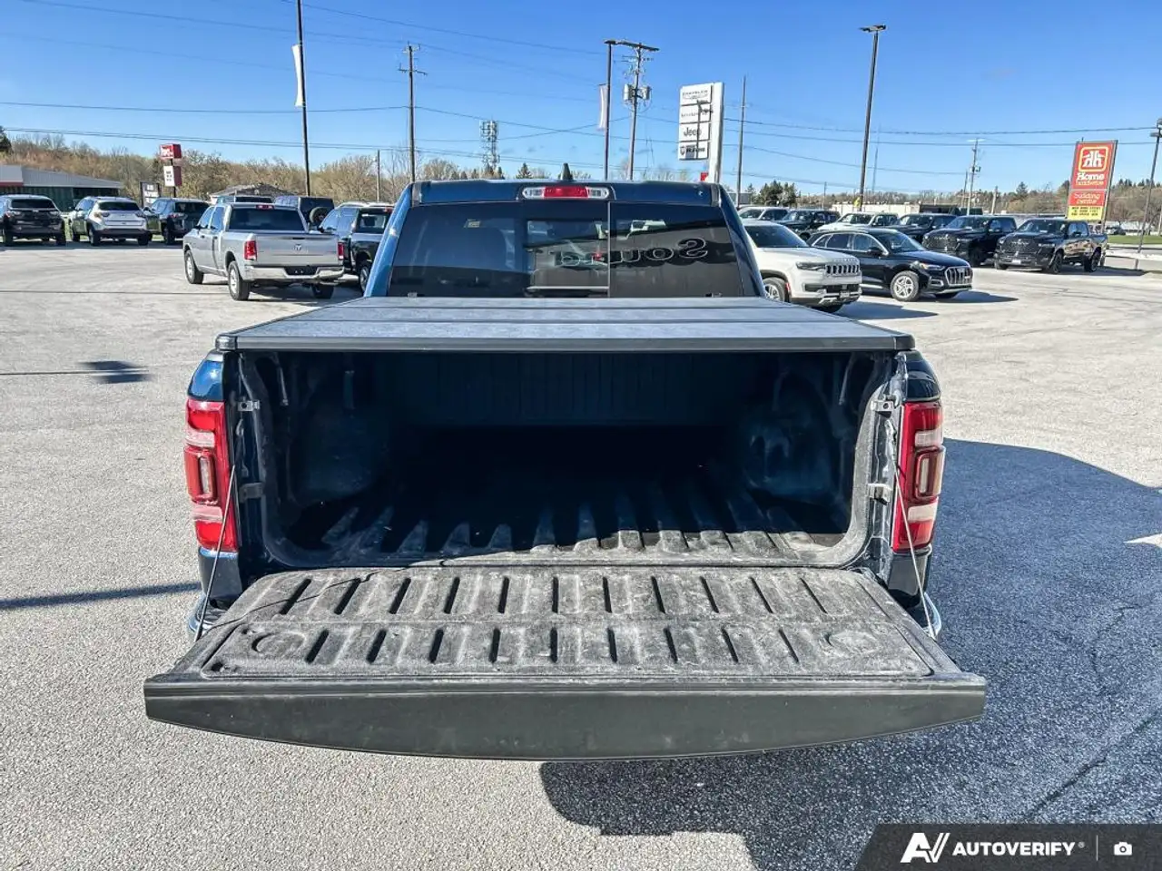 RAM 1500 снимка RAM 1500