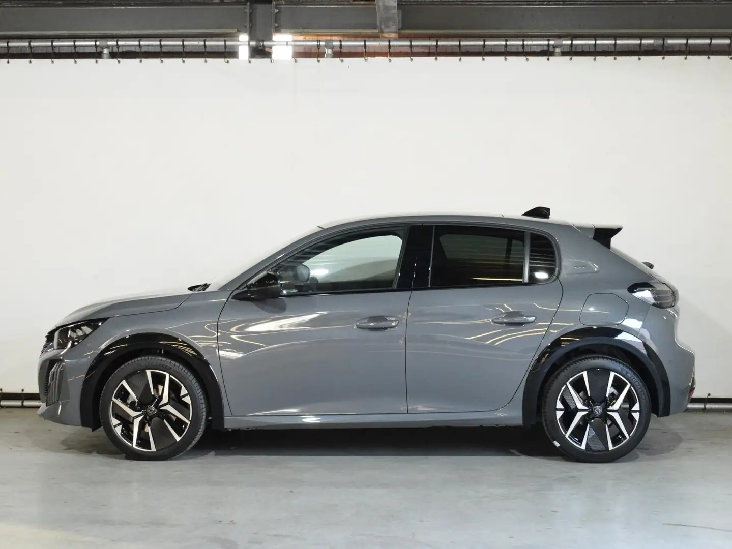 Peugeot 208 Hybrid 100 e-DCS6 GT PANORAMADAK | 360 CAMERA MET Grijs - 2