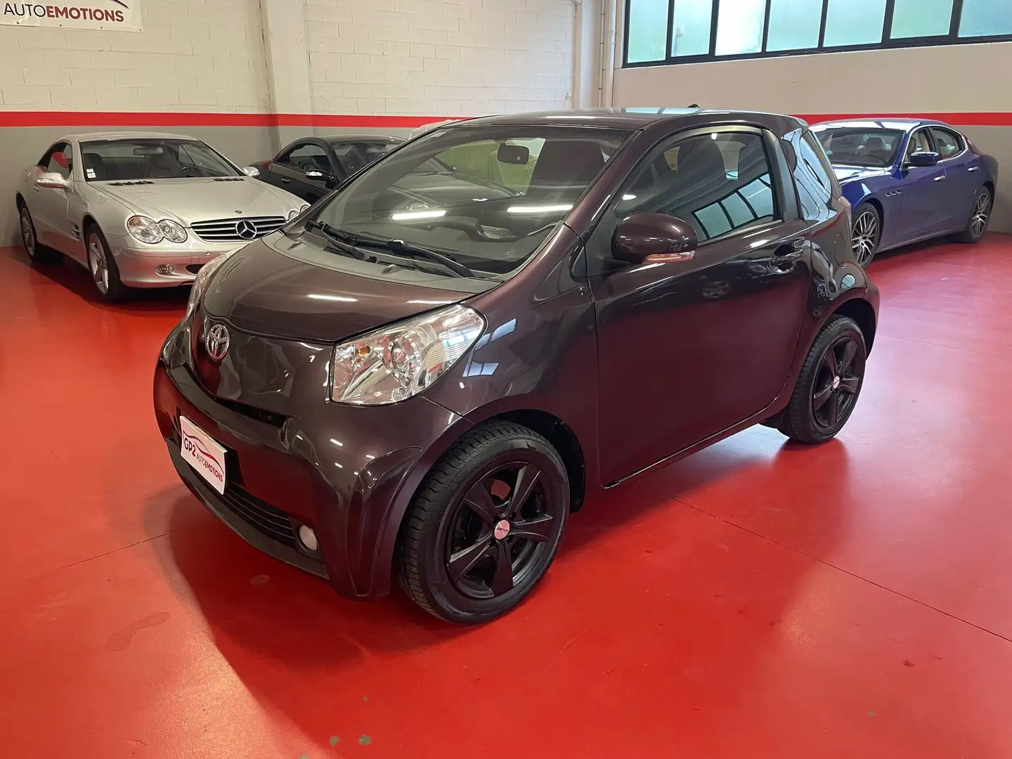 Toyota iQ iQ 1.0 cvt (multidrive) - 1