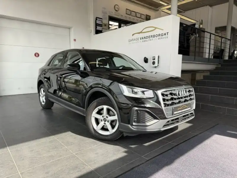 AUDI Q2