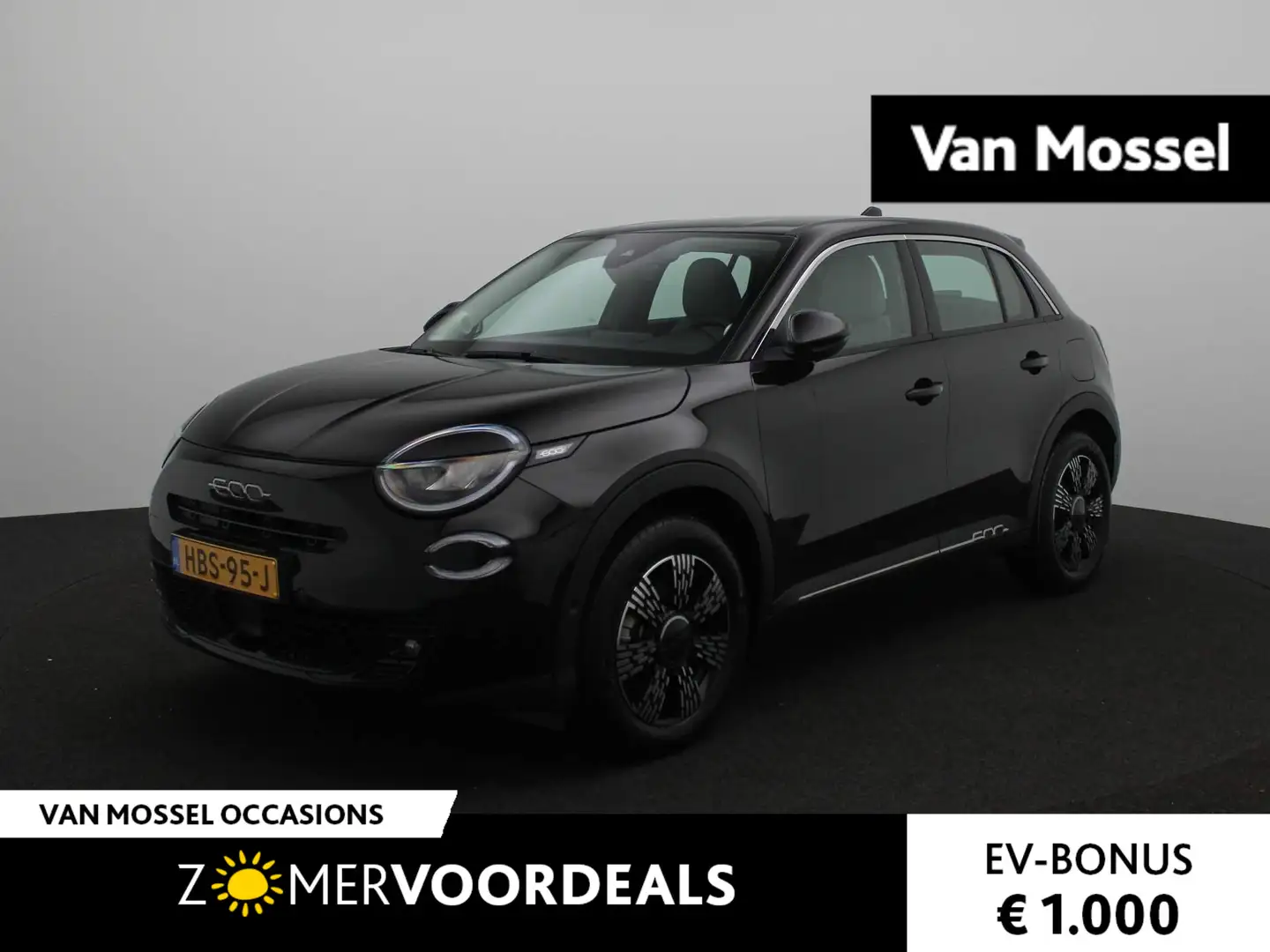 Fiat 600e Urban 54 kWh 7.4 1- fase | Lichtmetalen velgen | S Černá - 1