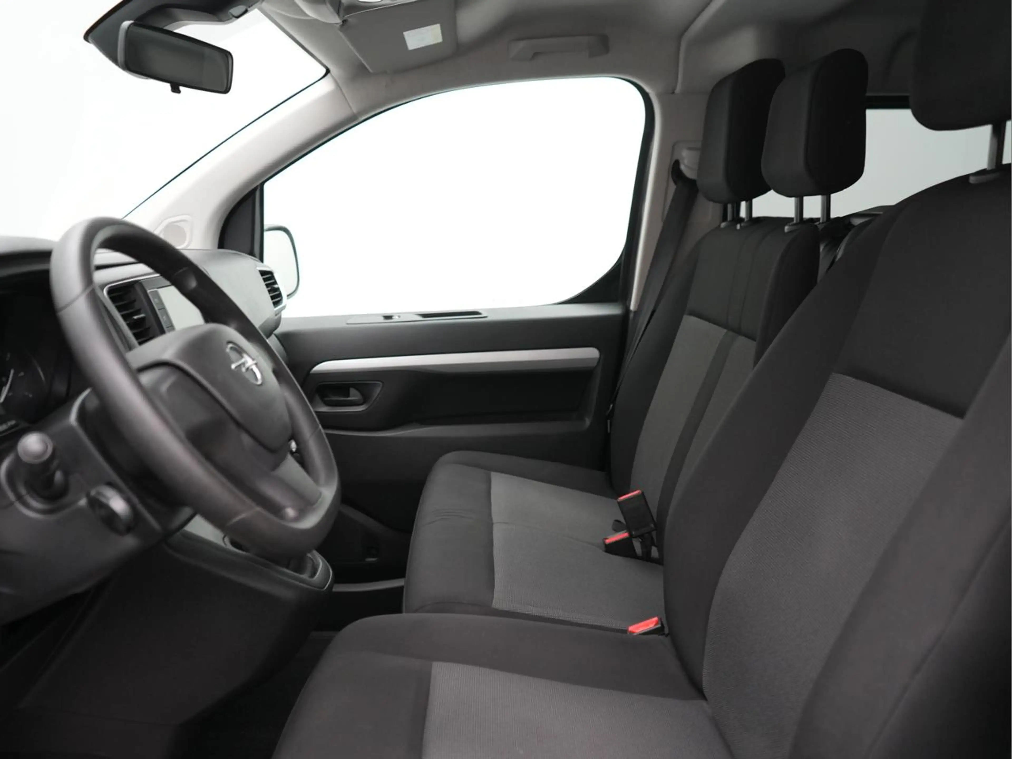 Opel Vivaro dubbele cabine / 2.0 TD L3H1 BInj. Edition S/S (EU6.2) — photo 10
