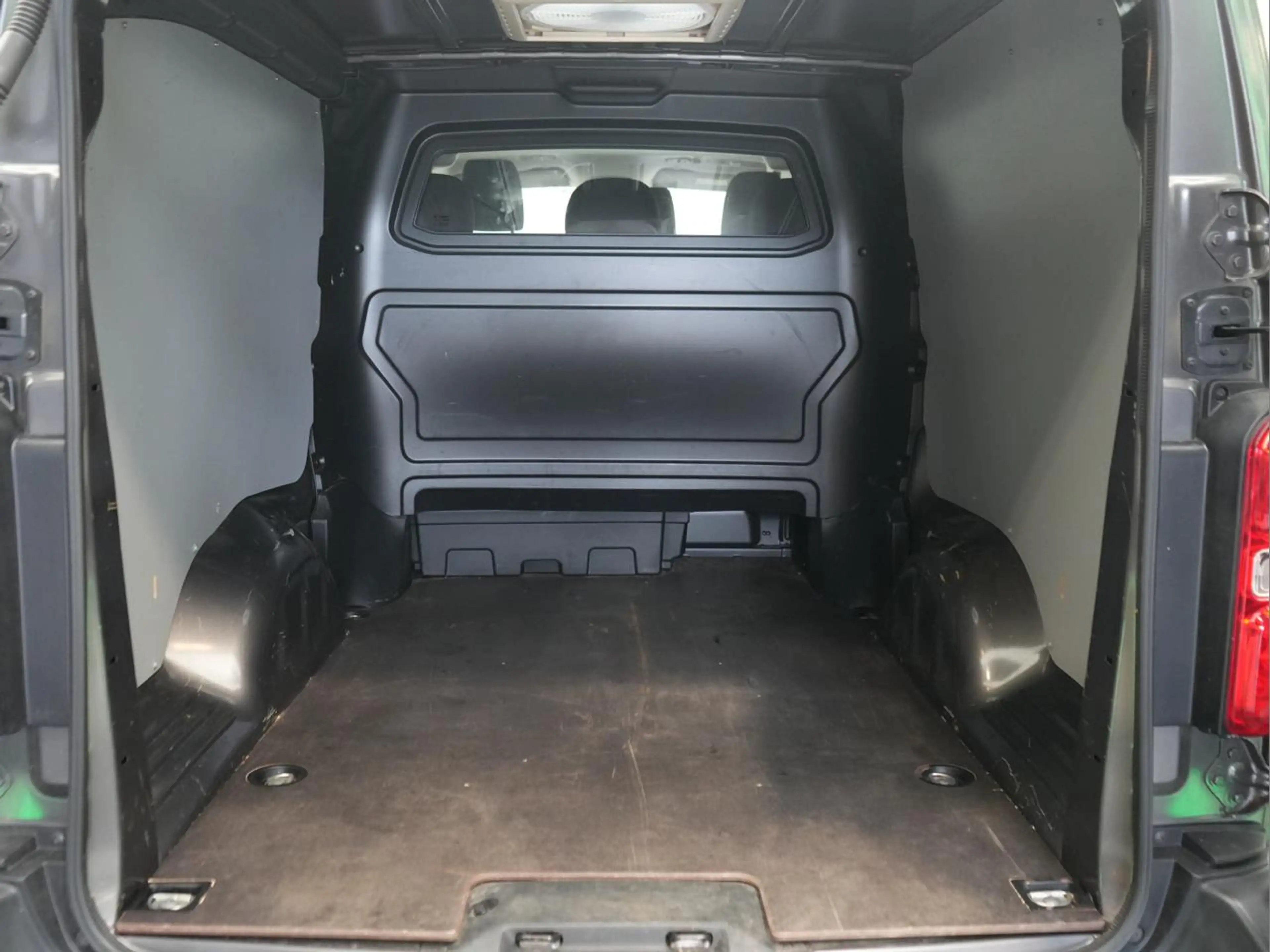 Opel Vivaro dubbele cabine / 2.0 TD L3H1 BInj. Edition S/S (EU6.2) — photo 14