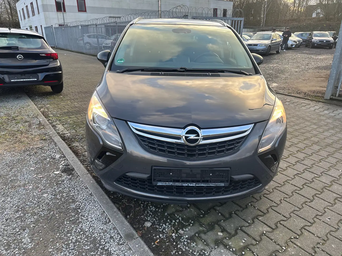 Opel Zafira Tourer Drive Gri - 2