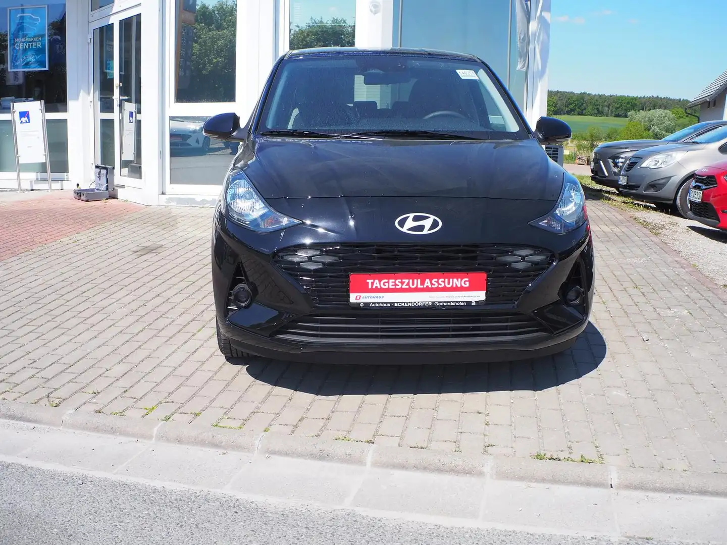 Hyundai i10 1.2 GoPlus MY25 *Navi*Kamera*Alu*Klima-AT* Nero - 2