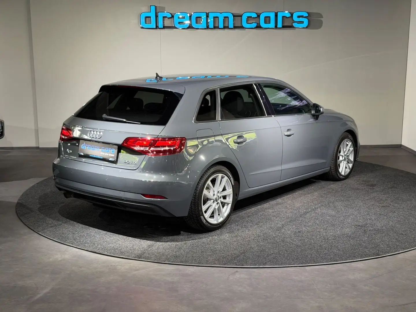 Audi A3 SB 30 TDI S-tronic Grau - 2
