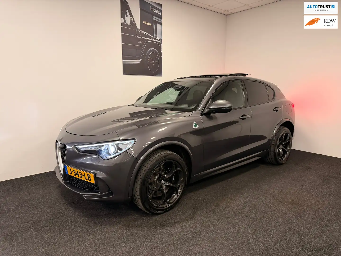 Alfa Romeo Stelvio 2.9 V6 AWD Quadrifoglio 510pk| Panorama Grau - 1