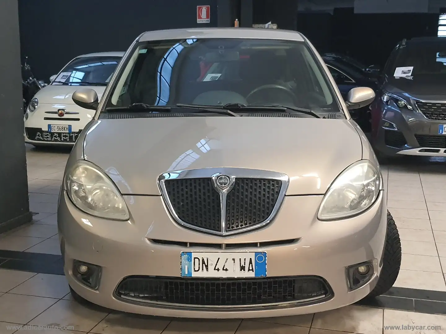 Lancia Ypsilon 1.4 BENZINA 77CV Bronzo - 2