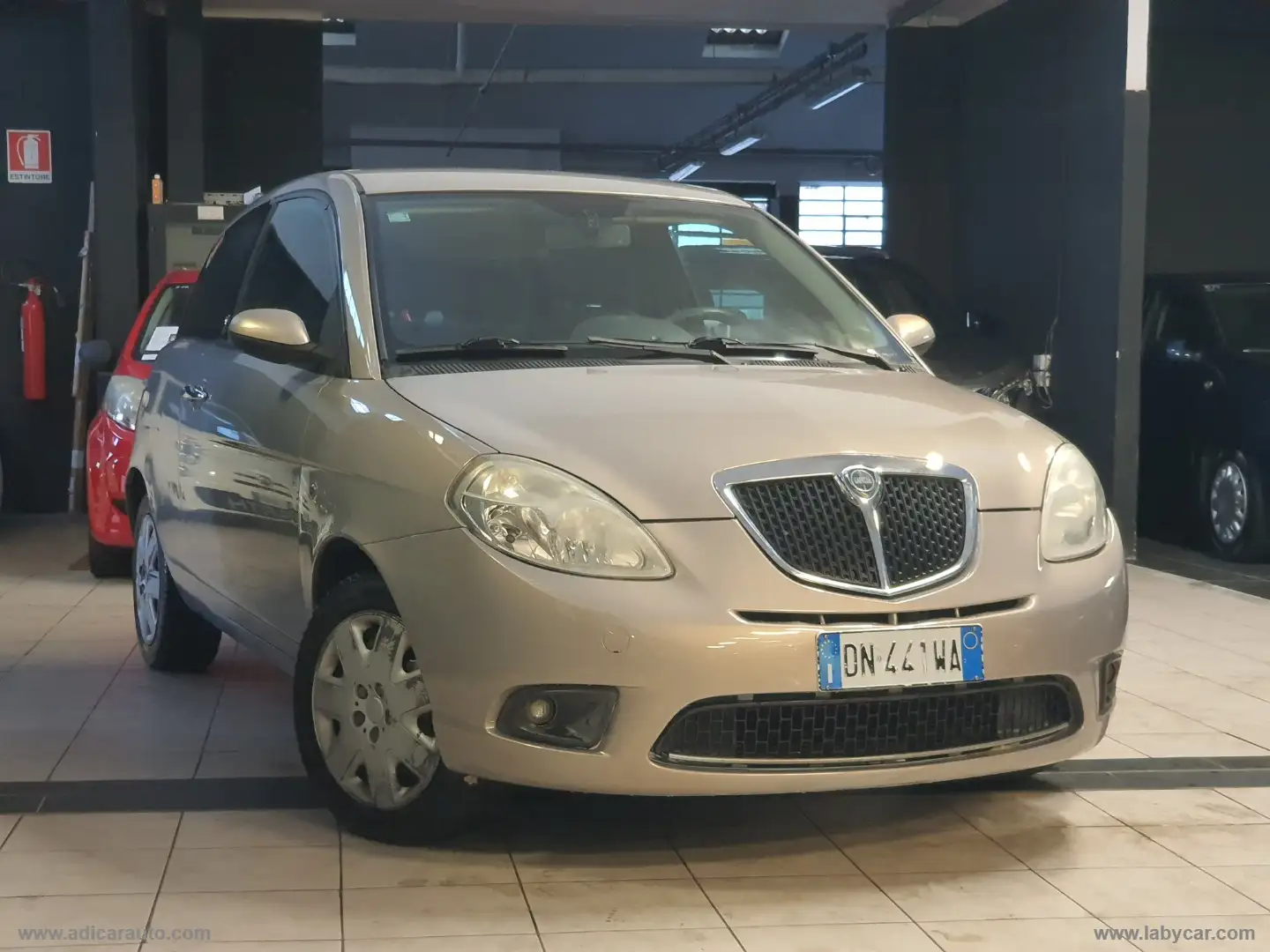 Lancia Ypsilon 1.4 BENZINA 77CV Bronzo - 1