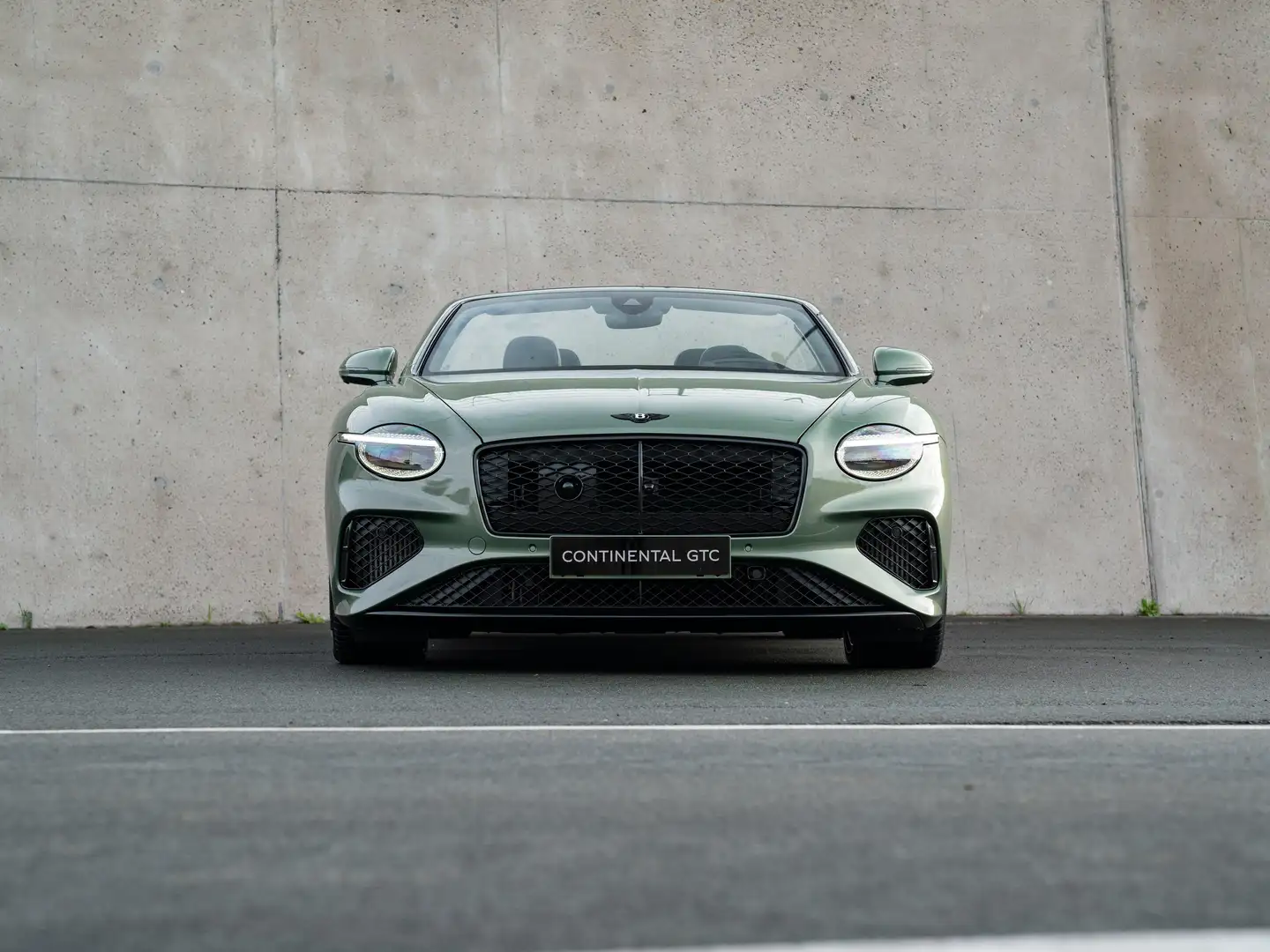 Bentley Continental GTC Black Edition Groen - 2