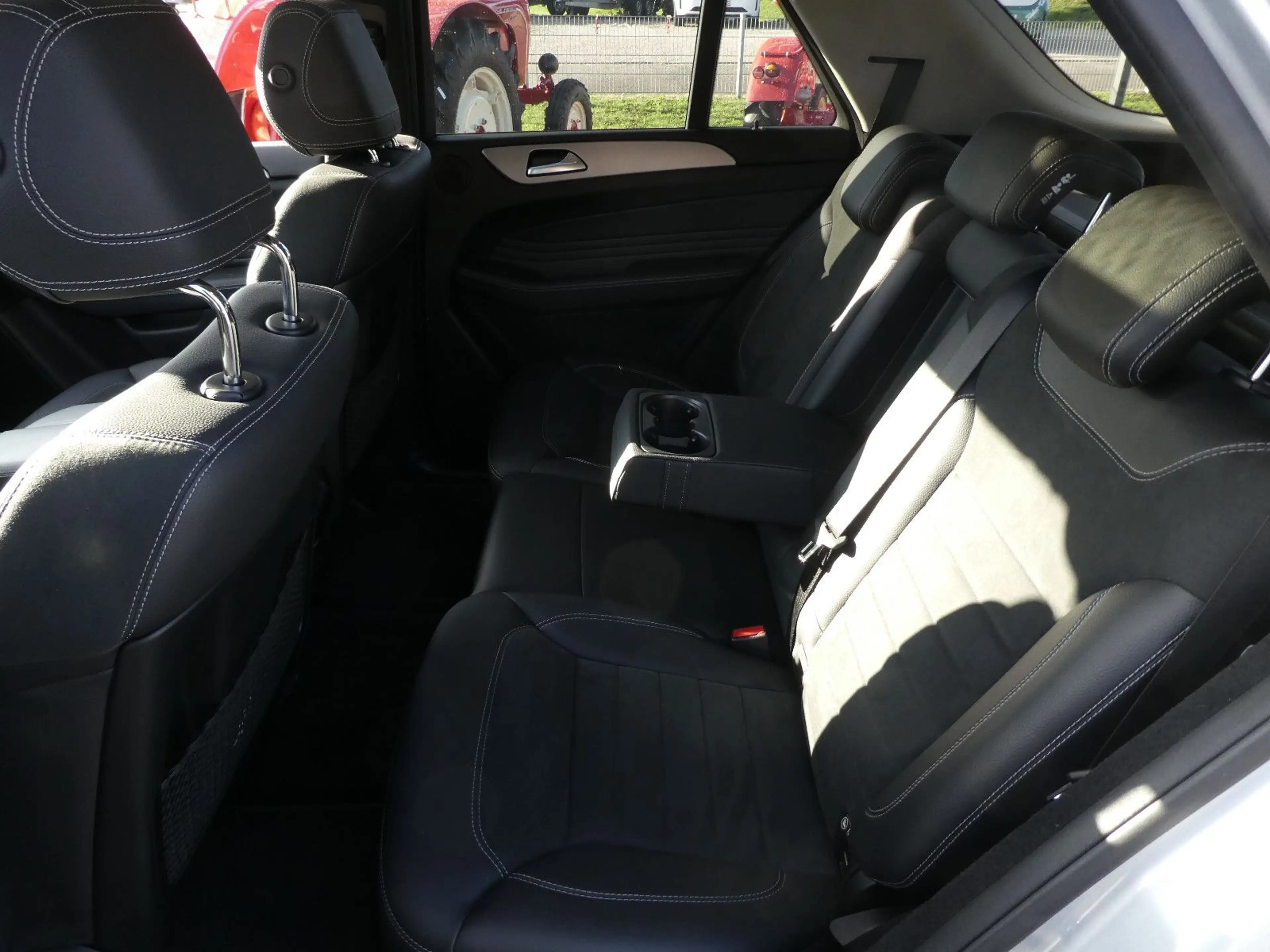 Mercedes-Benz ML 350 CDI BlueTec 4Matic *Traum Zustand* — photo 7