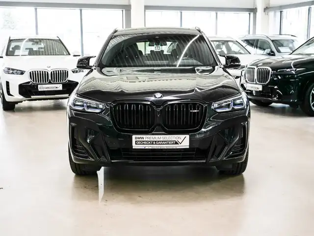 BMW X3 view 3