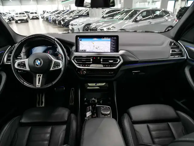 BMW X3 view 12
