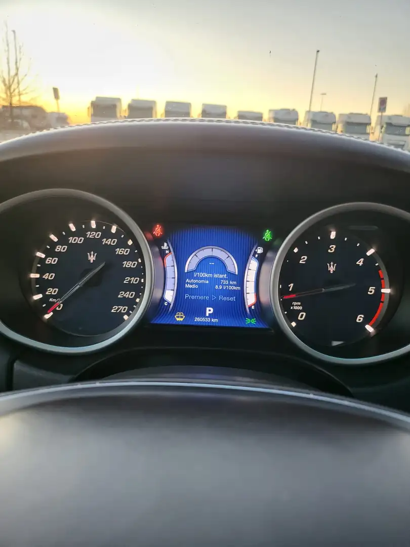 Maserati Ghibli 3.0 V6 ds 275cv auto Bianco - 2