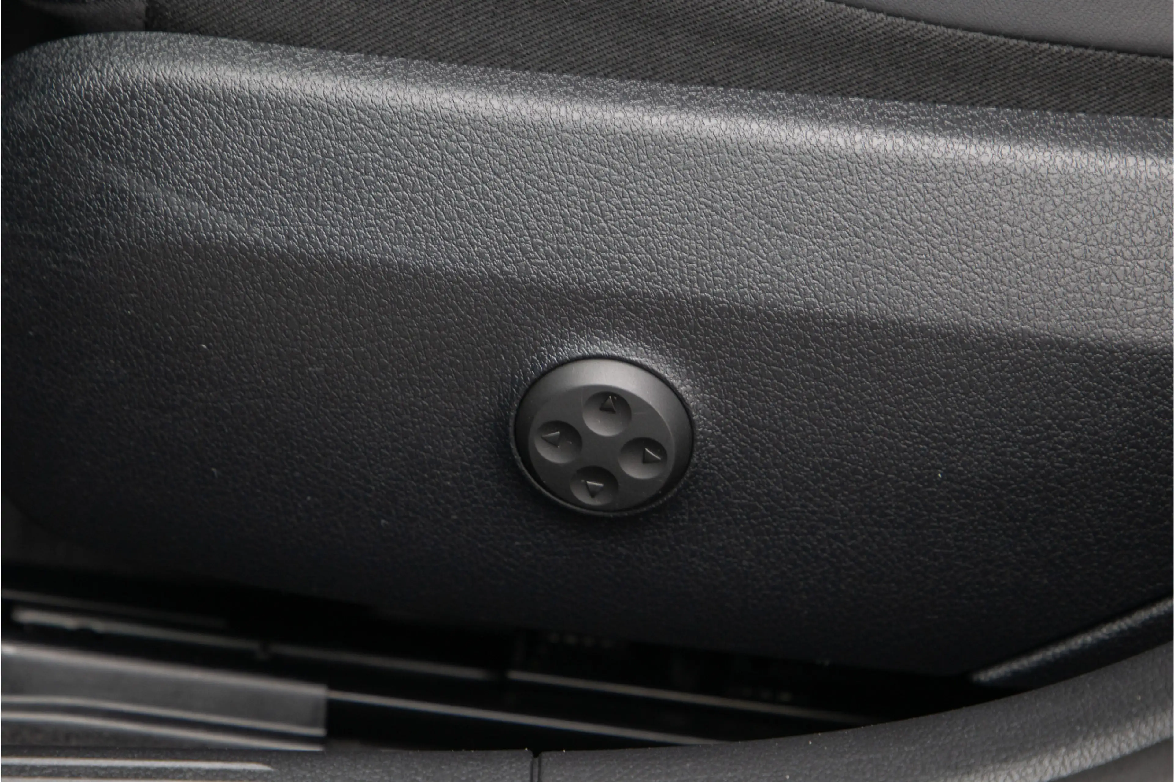 Mercedes-Benz C 300 Estate e AMG Premium, Nightpack, Distronic, Memory — photo 28