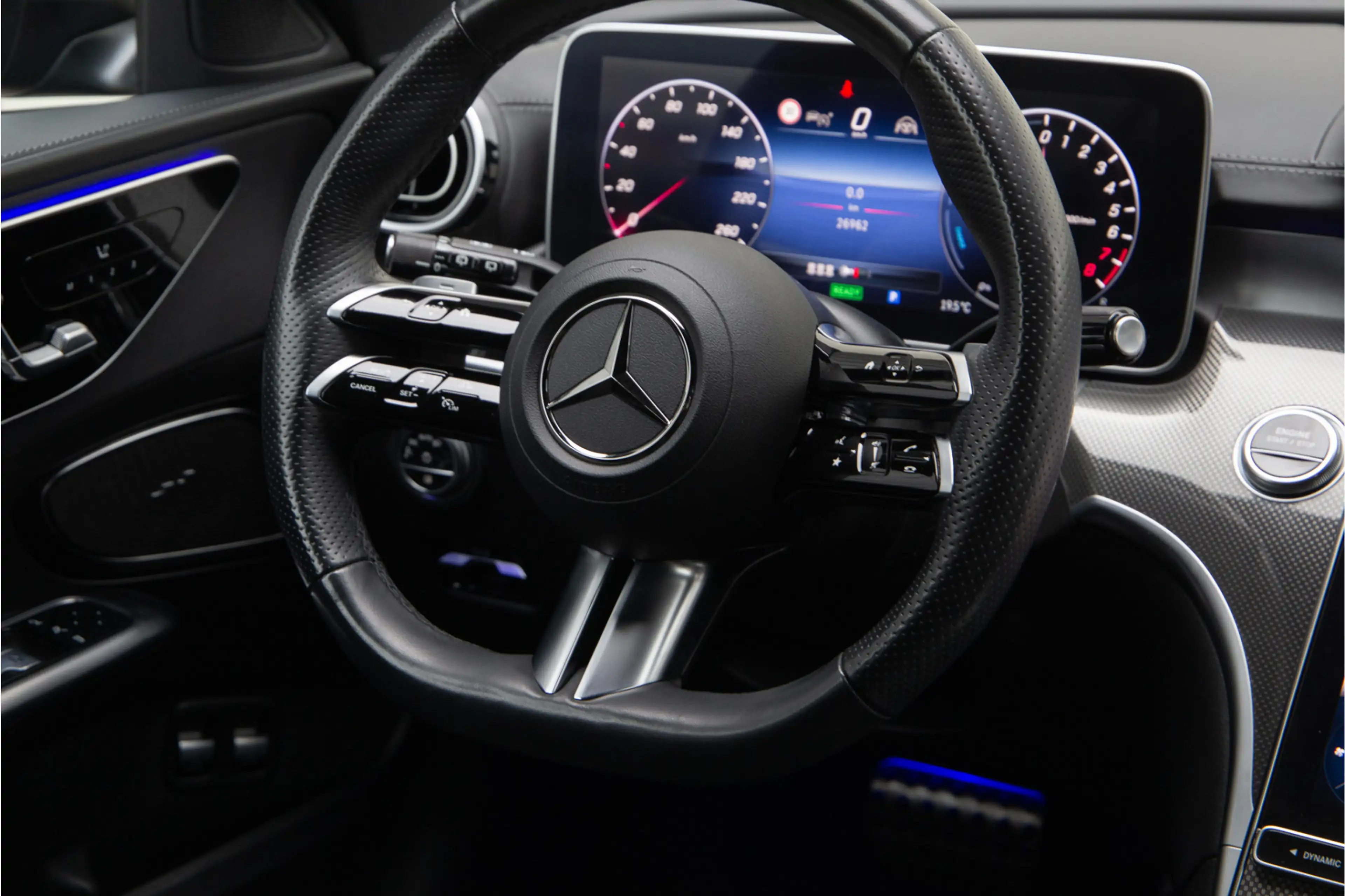 Mercedes-Benz C 300 Estate e AMG Premium, Nightpack, Distronic, Memory — photo 18