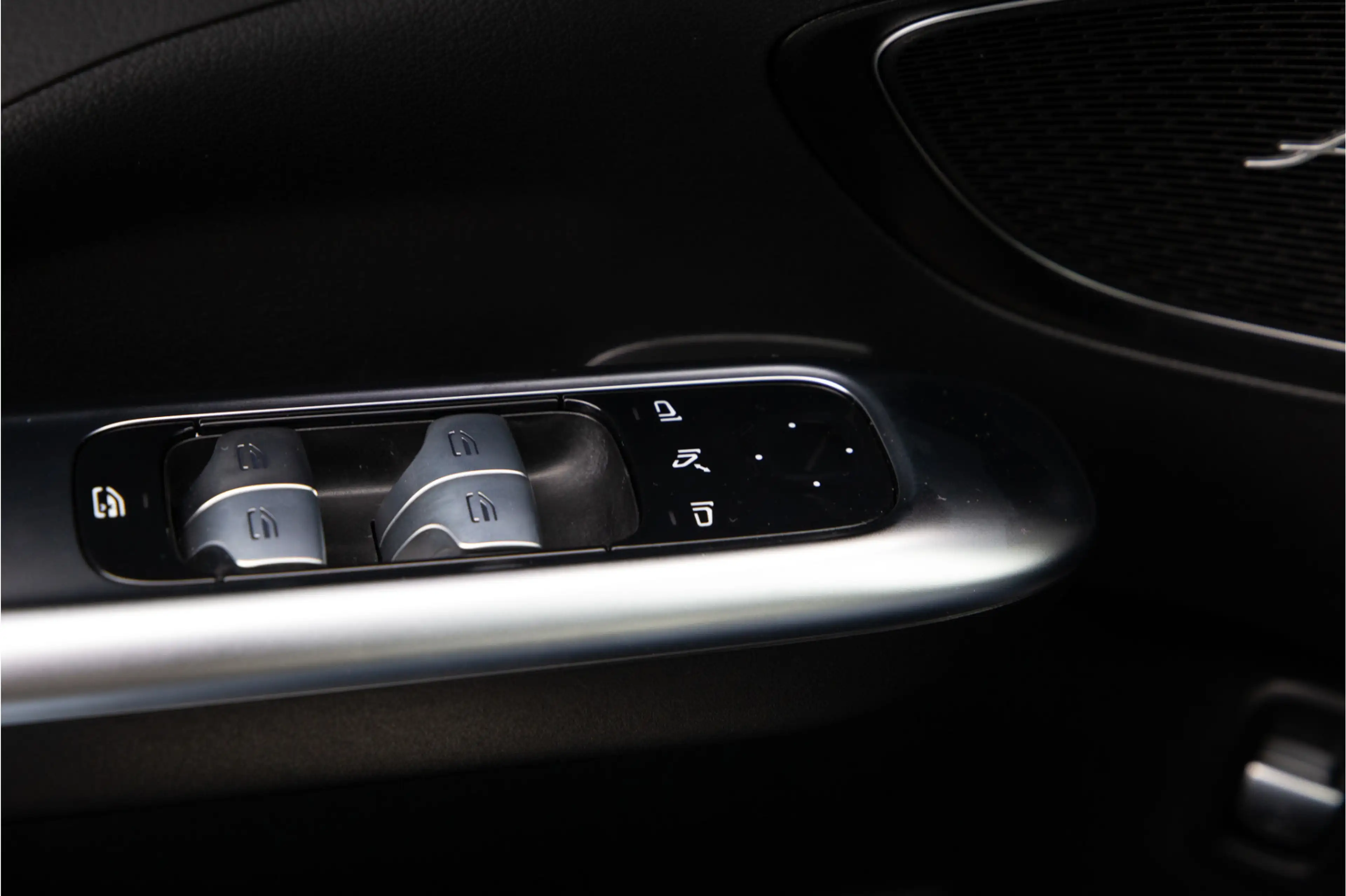 Mercedes-Benz C 300 Estate e AMG Premium, Nightpack, Distronic, Memory — photo 26